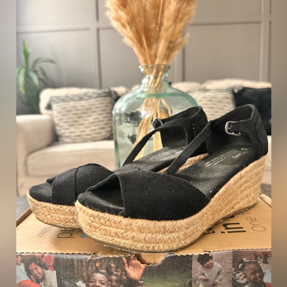 Tom’s Platform Wedge